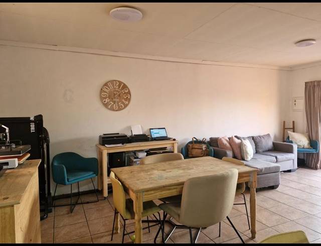 3 BEDROOM TOWNHOUSE FOR SALE IN GLEN MARAIS